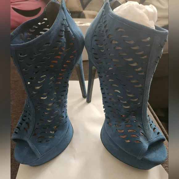 Electric Blue Suede Stilettos - Picture 1 of 4